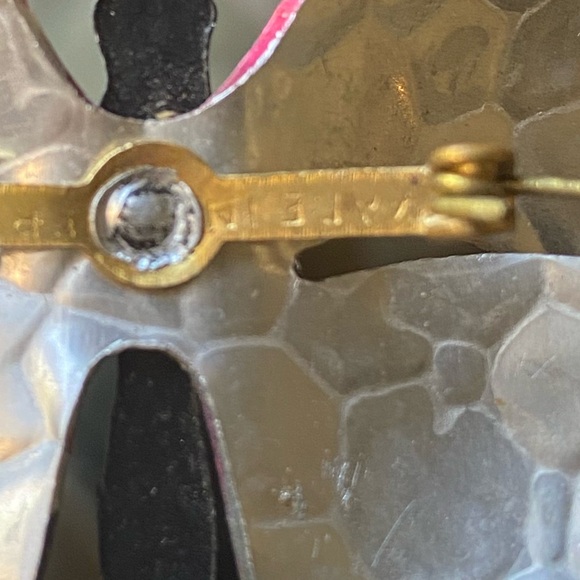 Red and Purple Mosaic Butterfly Brooch - Picture 3 of 4